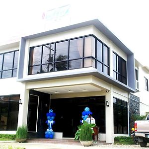 Sea Breeze Hotel